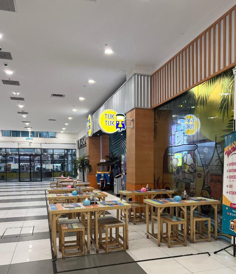 Rayyan Condominium @ Metrocity Square Kuching Luaran gambar